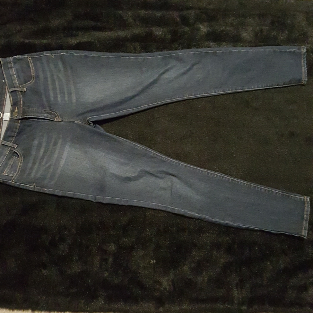 Westport Modern dark wash skinny jean